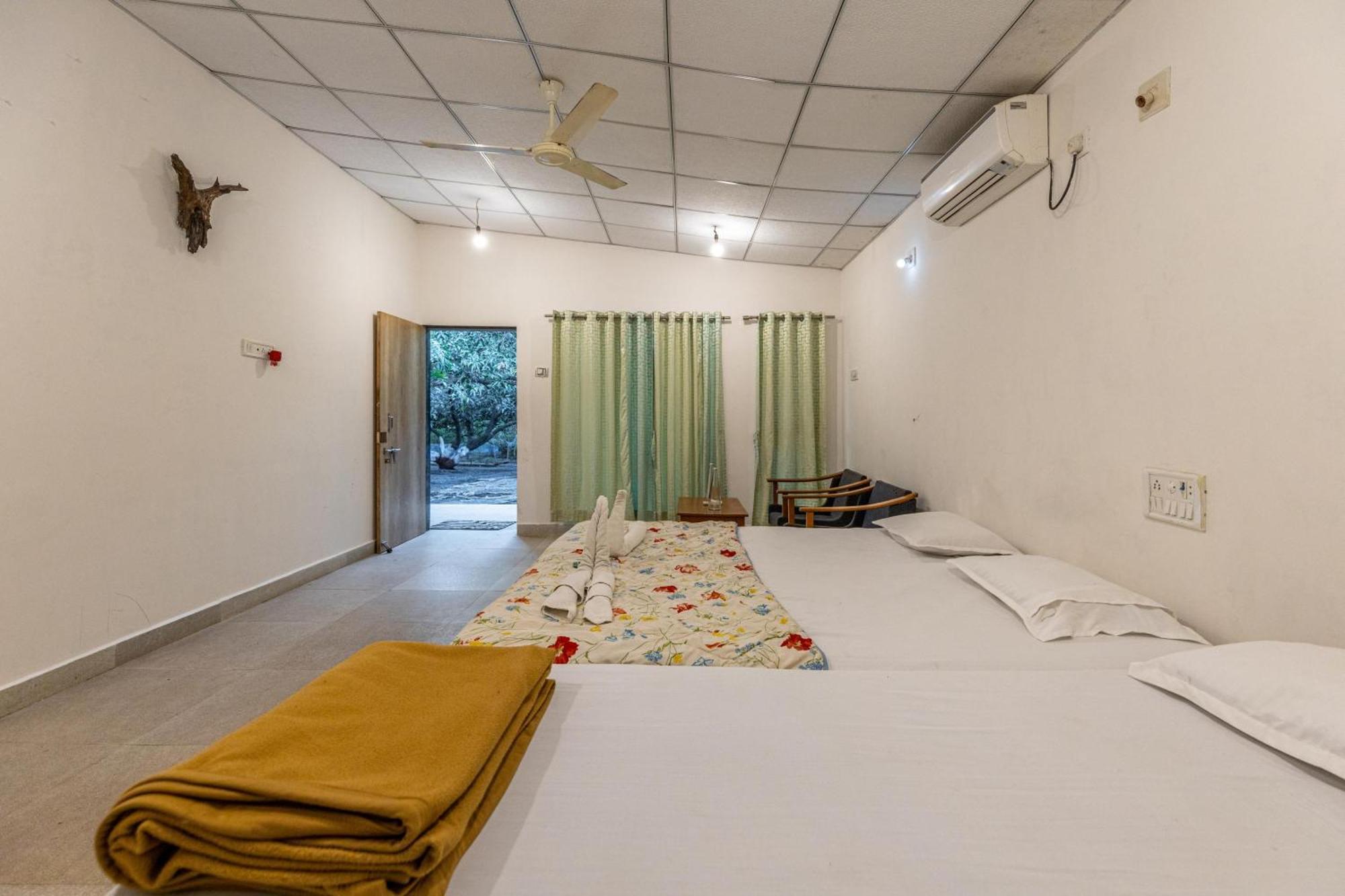 Gir County Resort Sasan Gir Kamer foto