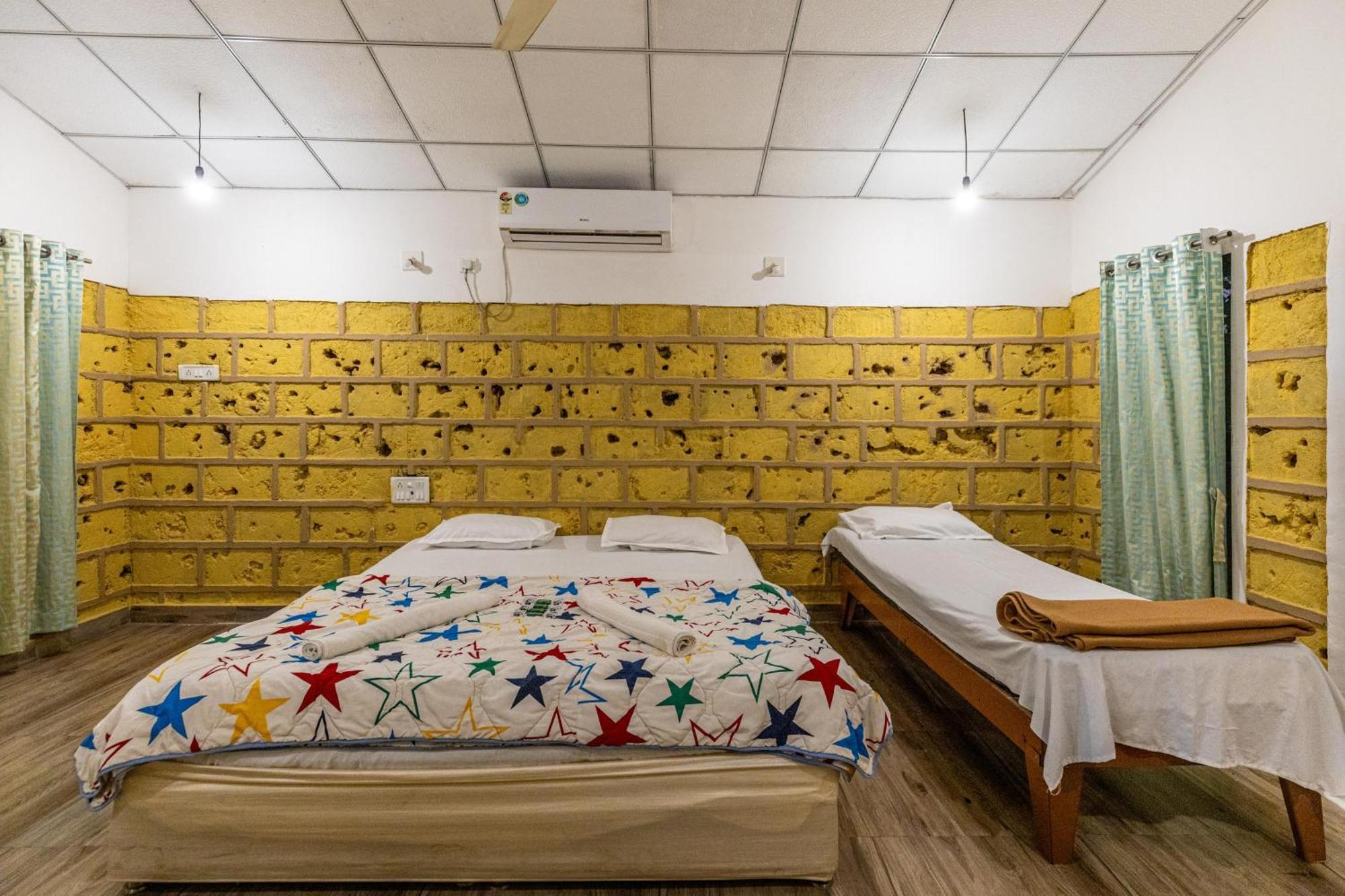 Gir County Resort Sasan Gir Kamer foto
